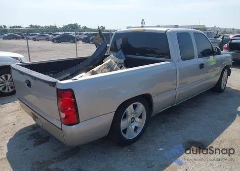 2004 Chevrolet Silverado 1500 Ls из США, поврежденный, VIN 2GCEC19T541131533